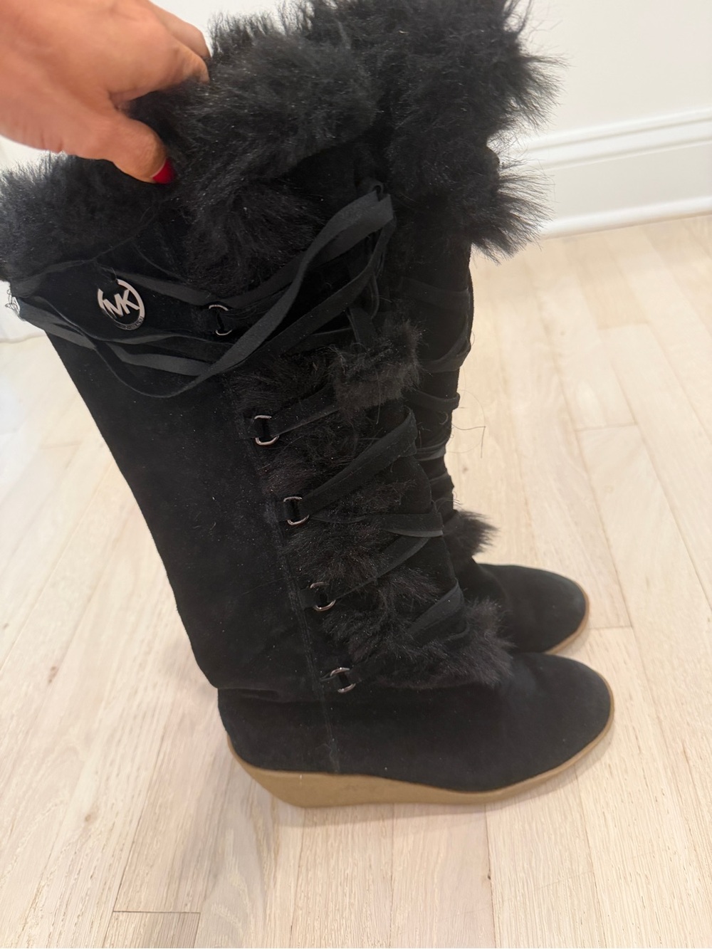 Michael Kors Tall Black Leather Winter Boots Women’s Size 6.5